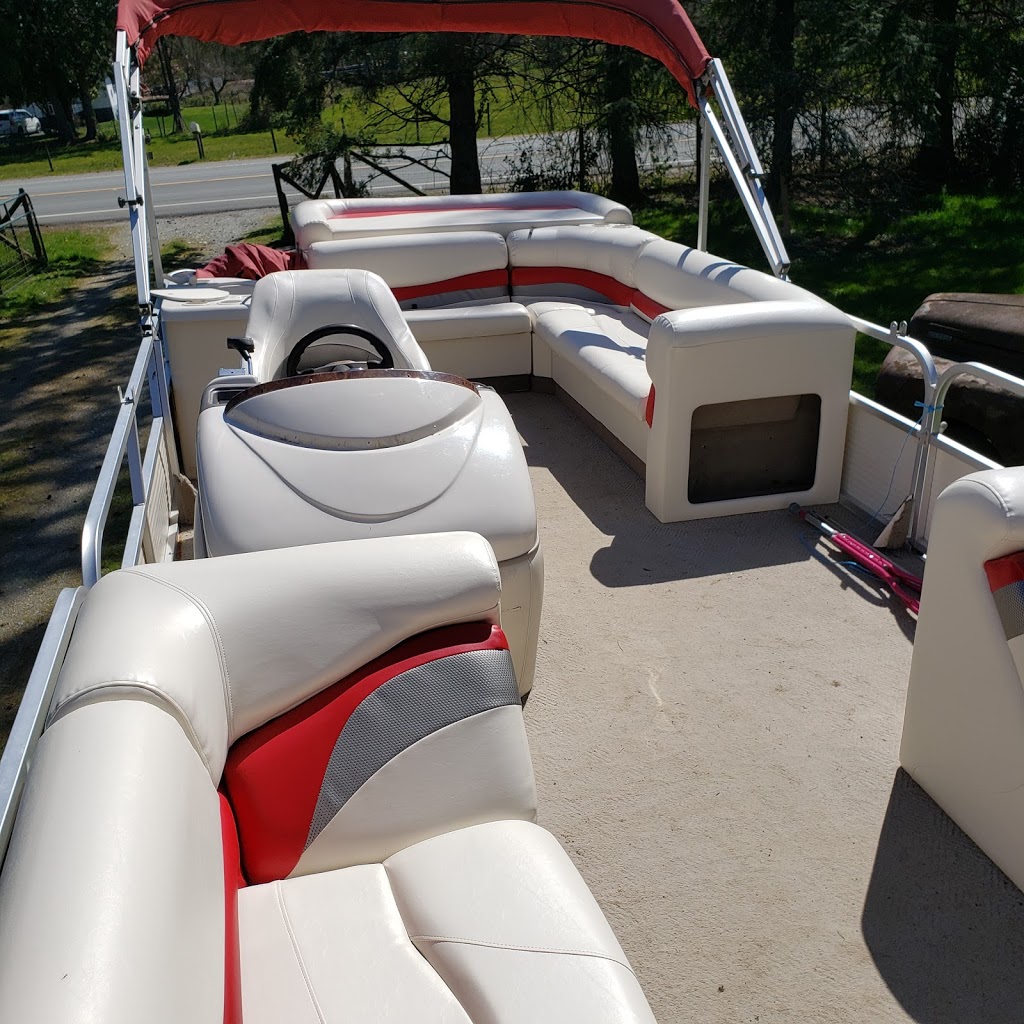 Superior Custom Upholstery | 25145 100 Ave, Maple Ridge, BC V2W 1S3, Canada | Phone: (604) 526-9419