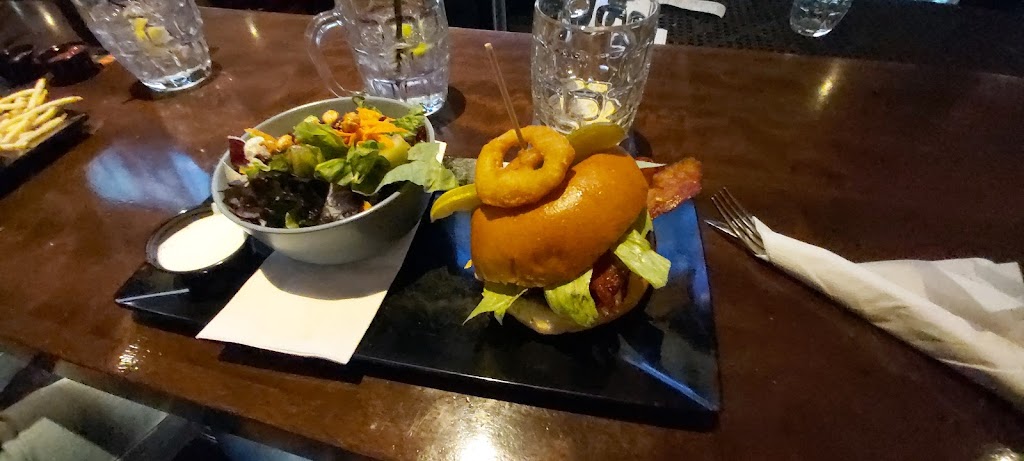 Peanuts Public House | 9030 Macleod Trail, Calgary, AB T2J 0P5, Canada | Phone: (403) 253-1101