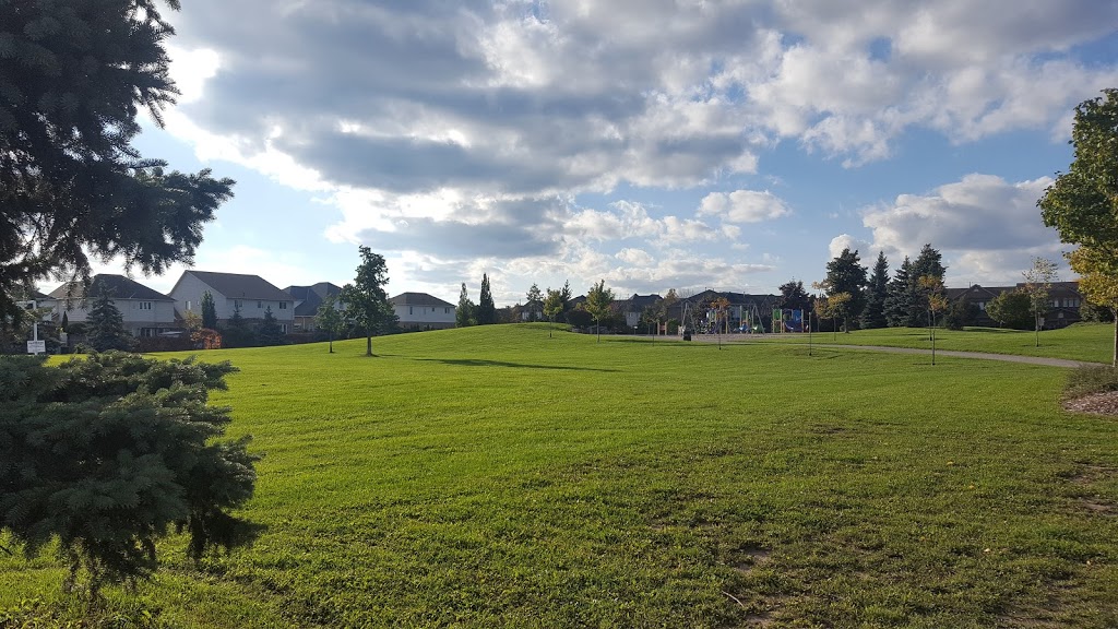 Berton Park | 4050 Berton Ave, Burlington, ON L7M 0B1, Canada | Phone: (905) 333-6166