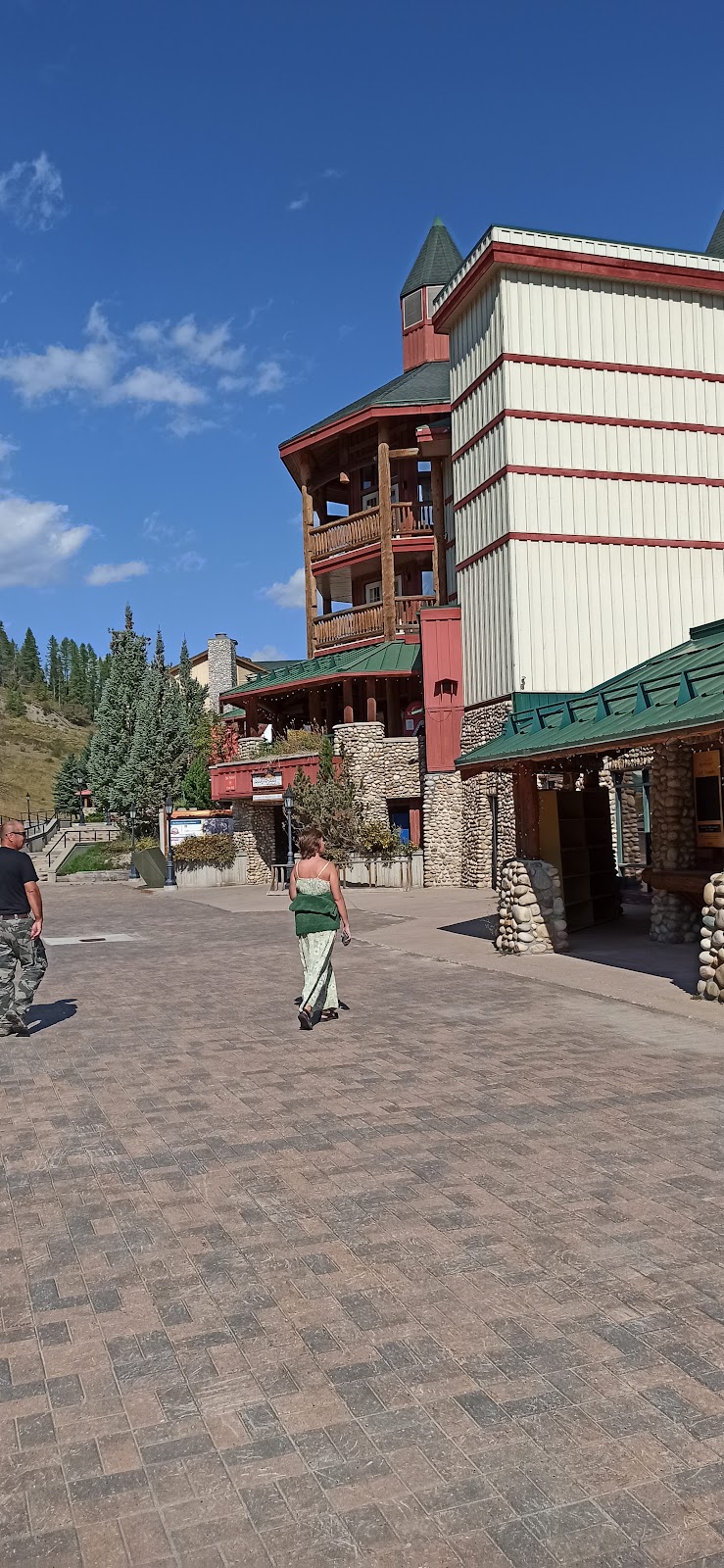 Polaris Lodge | 301 N Star Blvd, Kimberley, BC V1A 3E9, Canada | Phone: (877) 282-1200