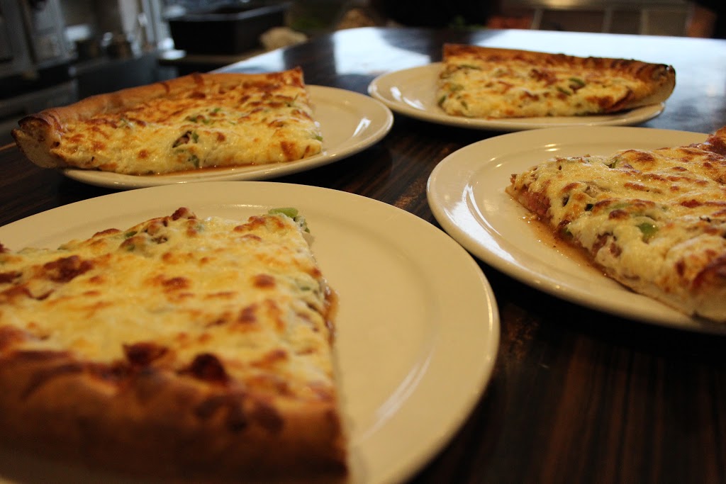 Vimont Pizza Restaurant | 1748 Boulevard des Laurentides, Vimont, QC H7M 2P6, Canada | Phone: (450) 667-9683