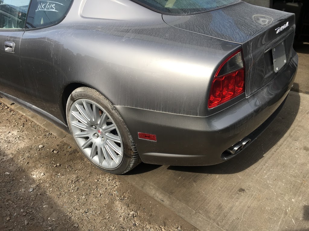 Boston Auto Wreckers | 113 McCormack St, York, ON M6N 1X8, Canada | Phone: (416) 769-1133