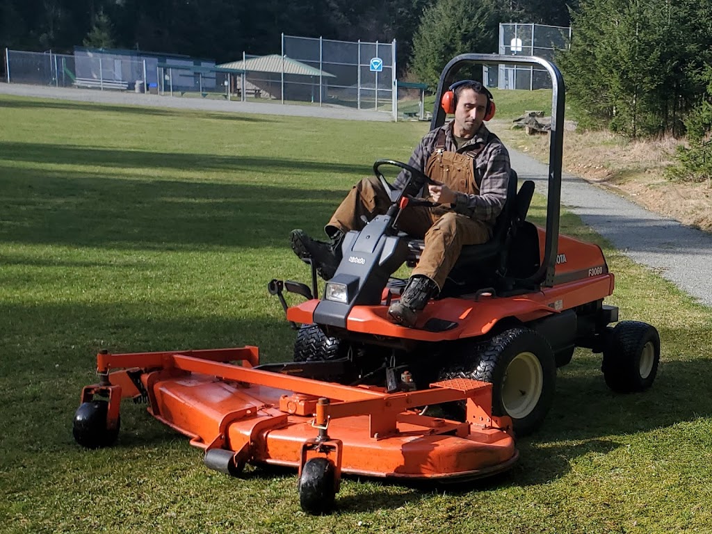 Phoenix Grounds Maintenance Ltd | 1018 Bertha Ave, Gabriola, BC V0R 1X3, Canada | Phone: (250) 616-6149