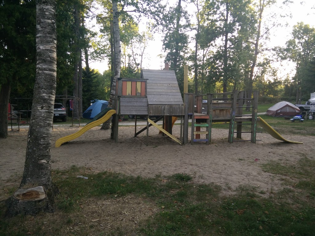 Jell-e-Bean Campground & Trailer Park | 8681 Beachwood Rd, Wasaga Beach, ON L9Z 2G5, Canada | Phone: (705) 429-5418