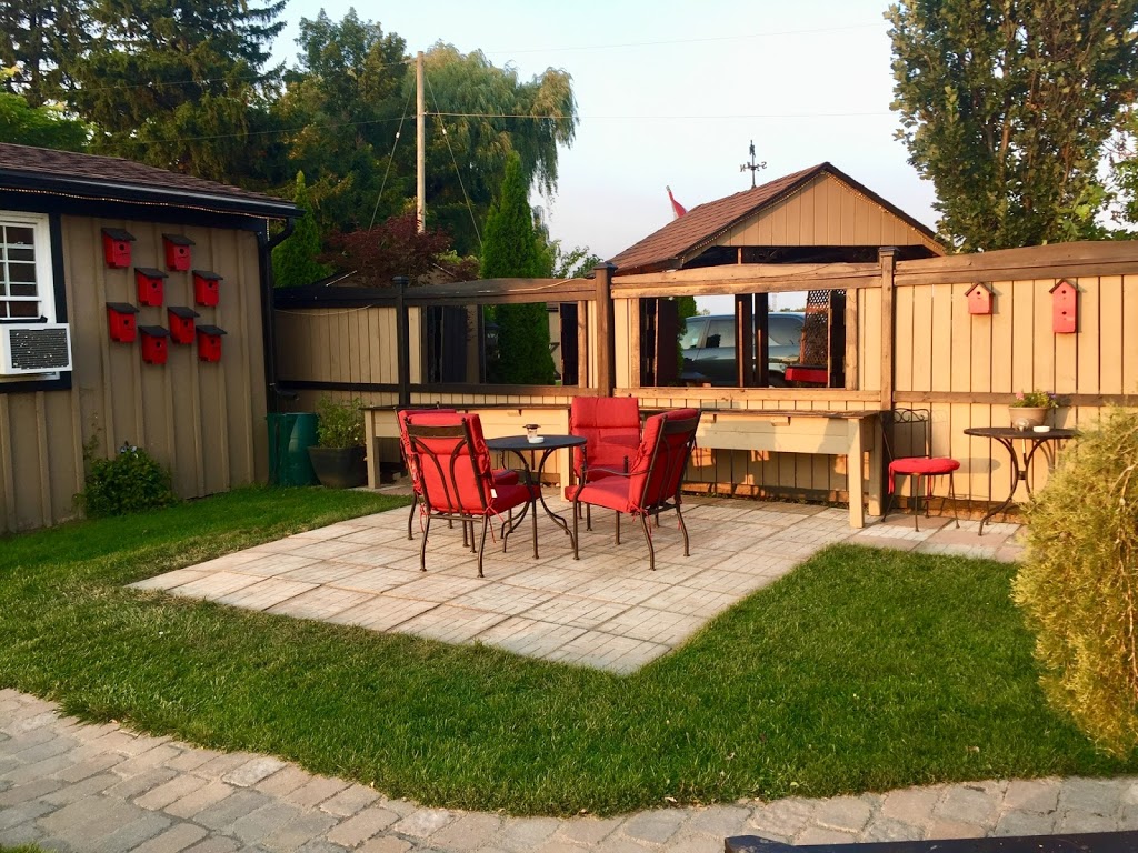 Serenity Ranch Bed & Breakfast | 2171 Wilson St W, Jerseyville, ON L0R 1R0, Canada | Phone: (905) 920-2447