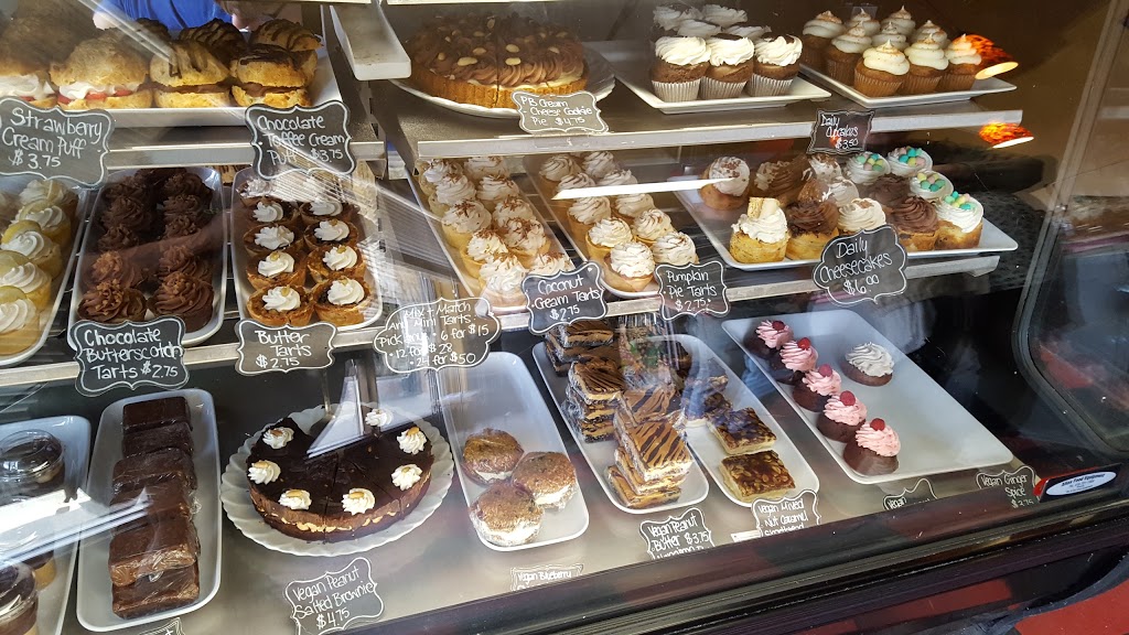 The Griffin Takeaway | bakery | 50 - 741 7 Ave N, Saskatoon, SK S7K 2V3, Canada | 3069333385 OR +1 306-933-3385