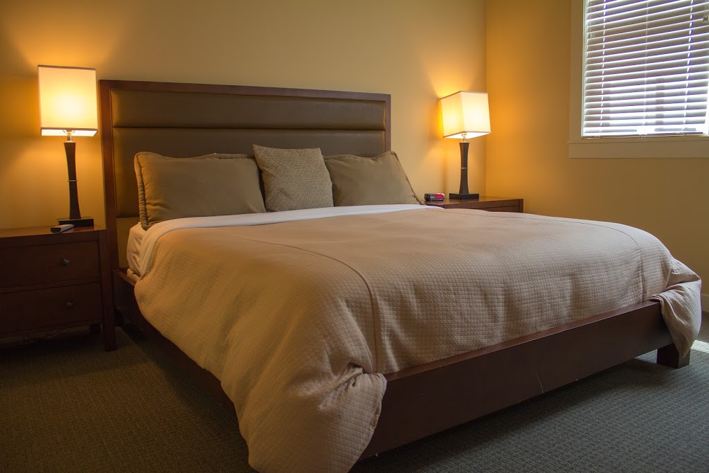 Walnut Beach Resort | 4200 Lakeshore Dr, Osoyoos, BC V0H 1V6, Canada | Phone: (855) 936-5400
