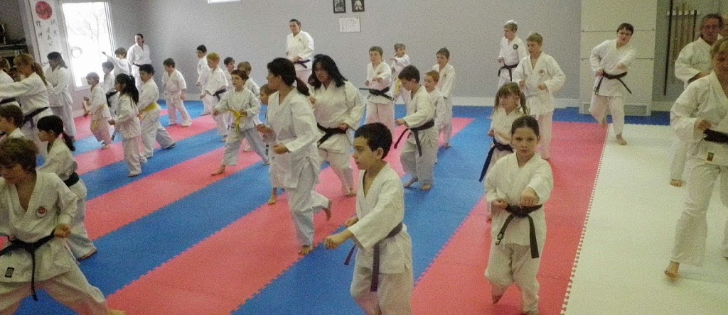 Charleswood Karate Club Winnipeg | 5924 Roblin Blvd, Winnipeg, MB R3R 0H3, Canada | Phone: (204) 896-3354