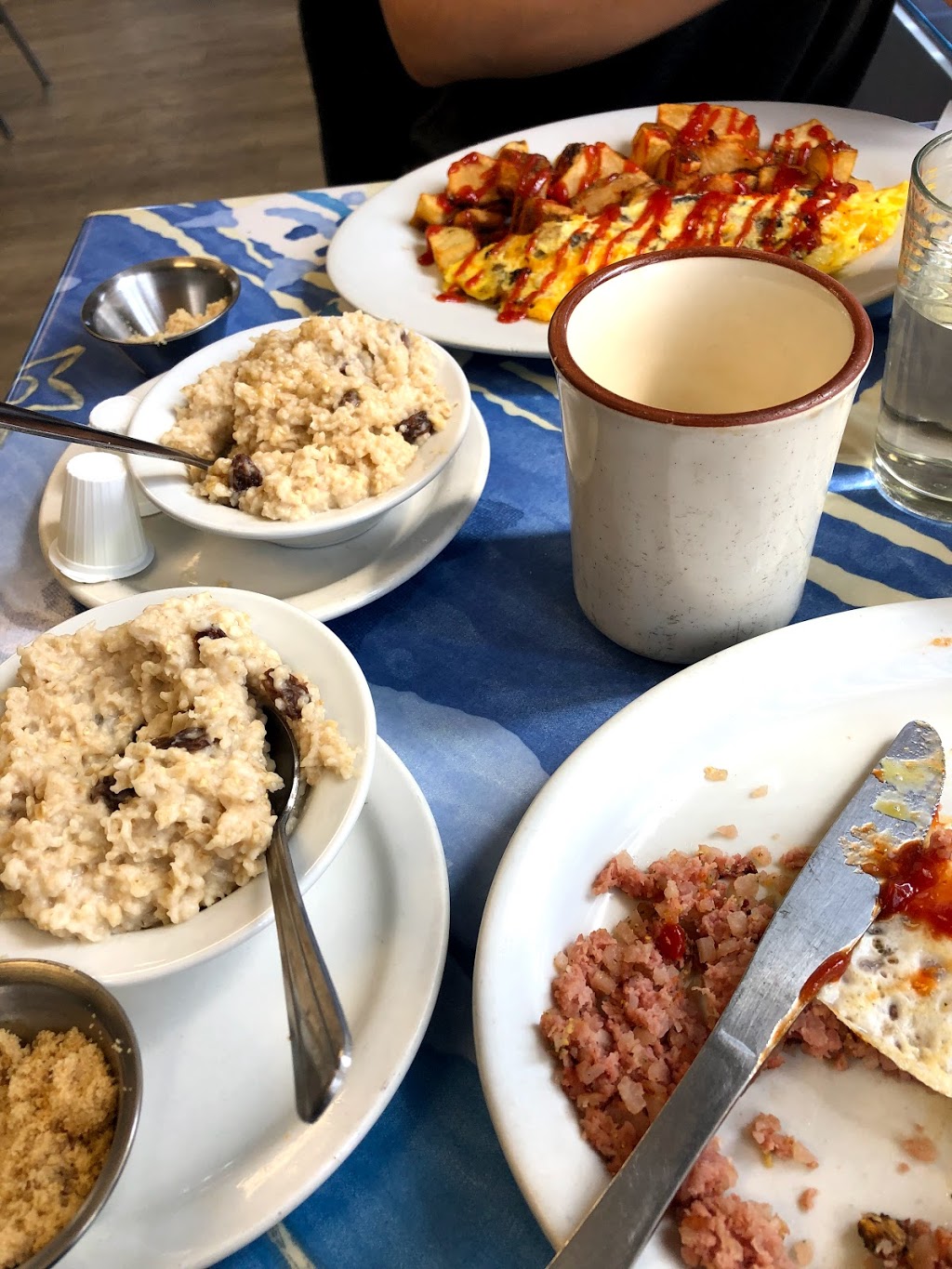 Early Riser Cafe | 2115 Aldersbrook Rd, London, ON N6G 3X2, Canada | Phone: (519) 474-3800