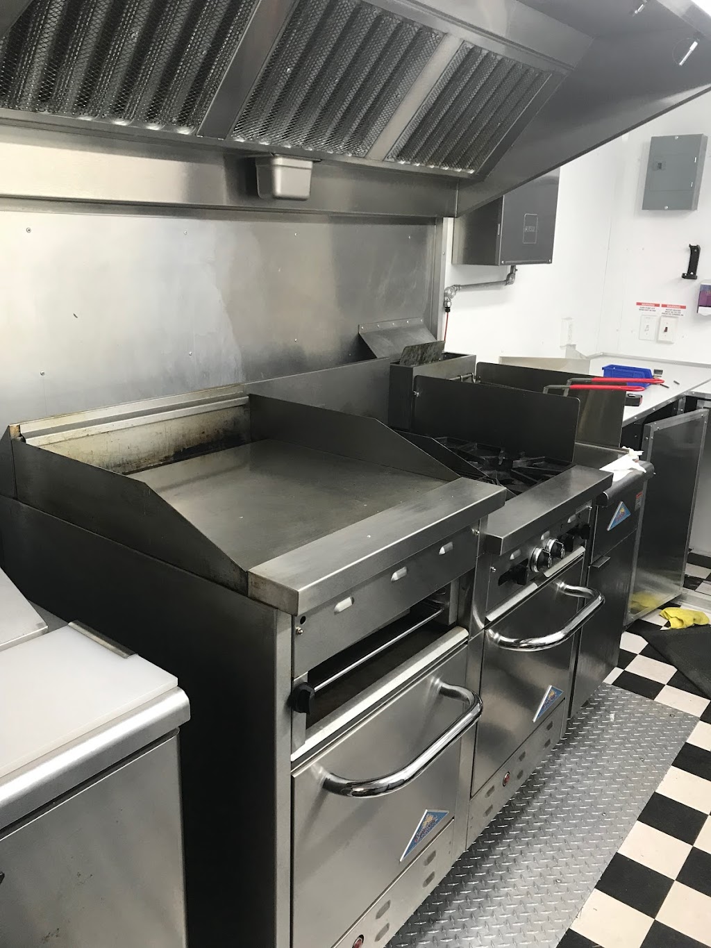 Campers RV Ltd | 100-33 Belich Cresent, AB T4S 2K5, Canada | Phone: (403) 896-5385