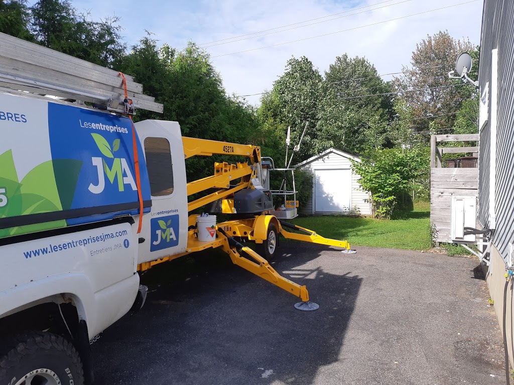 Taille de haie et emondage JMA | 2043 Rue de la Visitation, Saint-Charles-Borromée, QC J6E 7Y8, Canada | Phone: (450) 760-5015