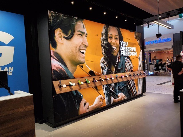 Freedom Mobile | 6631 Island Hwy N, Nanaimo, BC V9T 4T7, Canada | Phone: (250) 933-8160