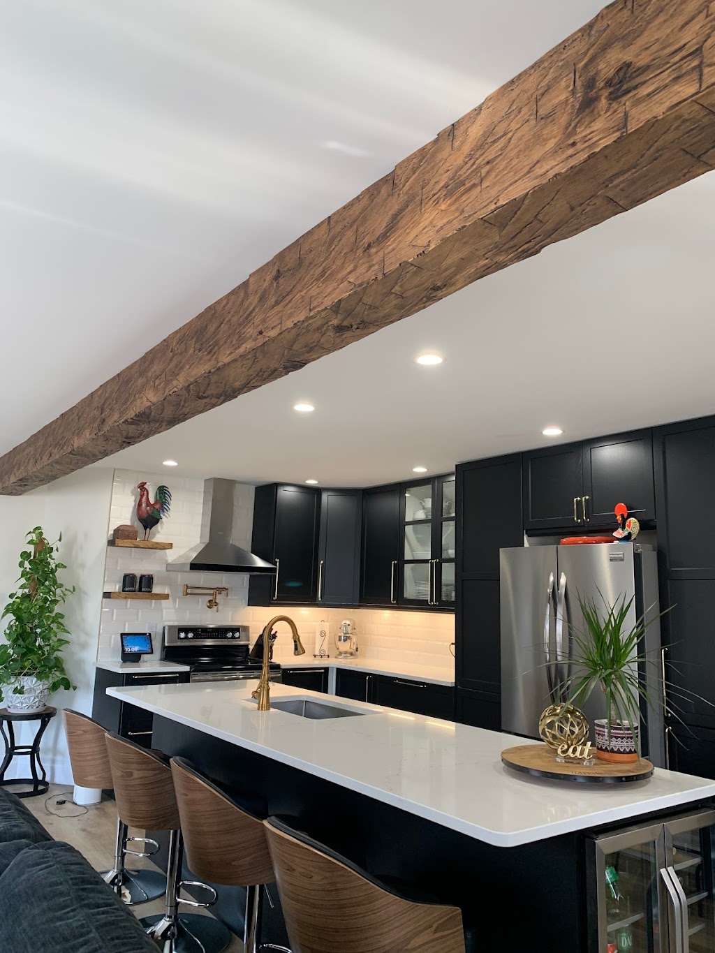 Vintage Wood Crafters | 124 Production Dr, Scarborough, ON M1H 2X8, Canada | Phone: (416) 822-4523