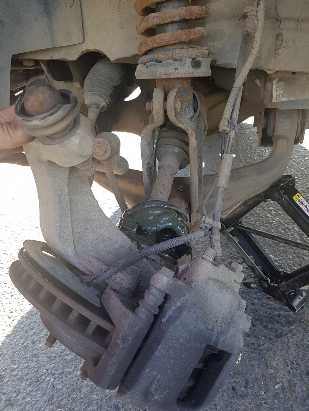 Easy Motors | 12560 Fort Rd NW, Edmonton, AB T5B 4H8, Canada | Phone: (780) 474-1909