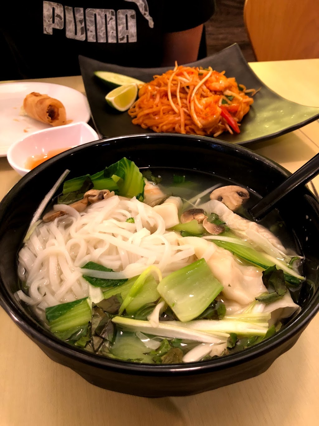 Mr. Thai | 1521 Yonge St #6, Toronto, ON M4T 1Z2, Canada | Phone: (647) 351-8424