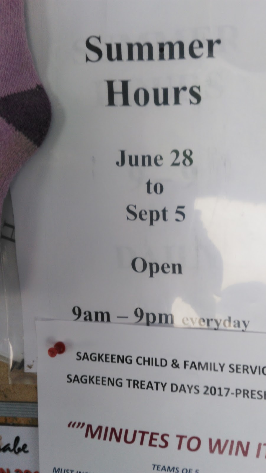 Bubbles Laundromat & Store | 830 North shore Road, Pine Falls, MB R0E 1M0, Canada | Phone: (204) 367-2237
