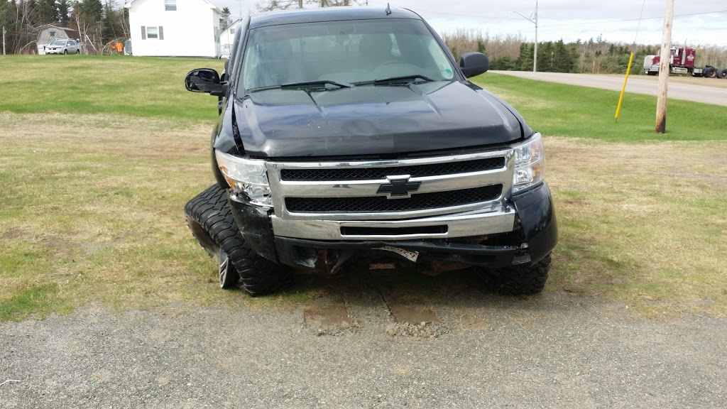 De Grace Auto Body | 2993 Chemin Saint-Ignace Station, Saint-Ignace, NB E4X 2J5, Canada | Phone: (506) 876-3665
