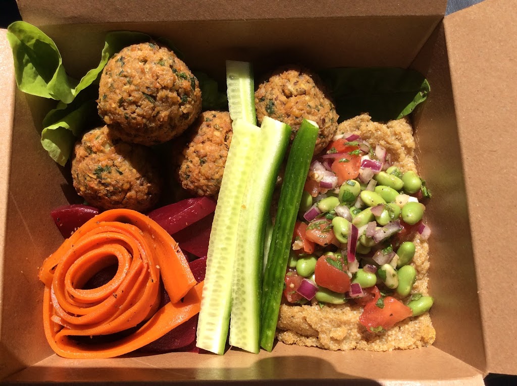 CUIT-ZEN - Cuisine Végétale | 35 Chem. de Vale Perkins, Mansonville, QC J0E 1X0, Canada | Phone: (450) 292-4895