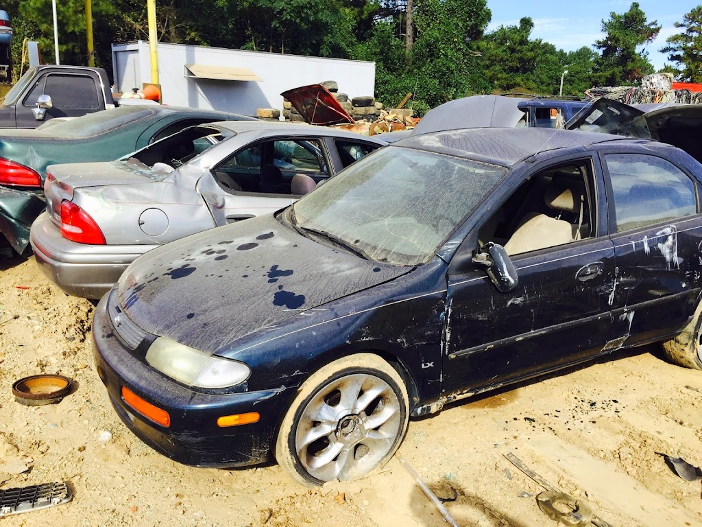Scrap Car & Junk Car | 145 Elm Ridge Dr #02, Toronto, ON M6B 4H4, Canada | Phone: (416) 628-6044