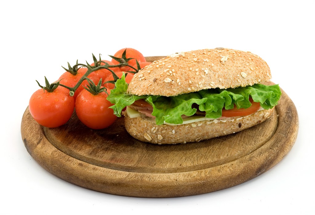Carmines Pizzeria Italiano | 6671 Drummond Rd, Niagara Falls, ON L2G 4N8, Canada | Phone: (905) 374-4400