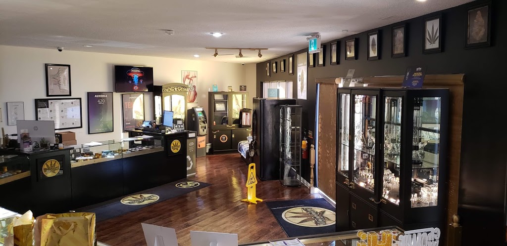 Micro Gold Retail Cannabis | 220 N Railway St, Okotoks, AB T1S 0E2, Canada | Phone: (587) 327-2667