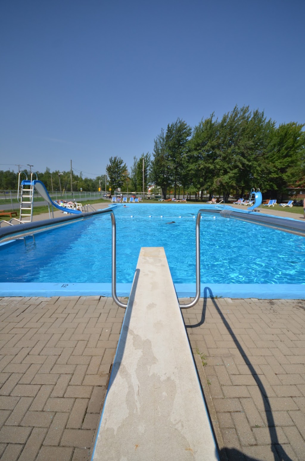 Camping Lac des Pins | 3625 QC-201, Franklin, QC J0S 1N0, Canada | Phone: (450) 827-2353