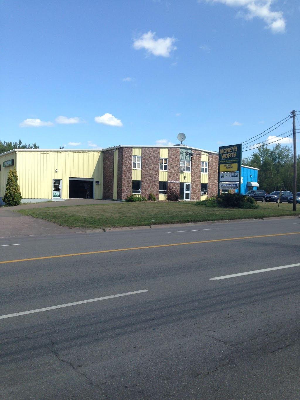 Moneysworth inc | 1067 Champlain St, Dieppe, NB E1A 1P9, Canada | Phone: (506) 855-3381
