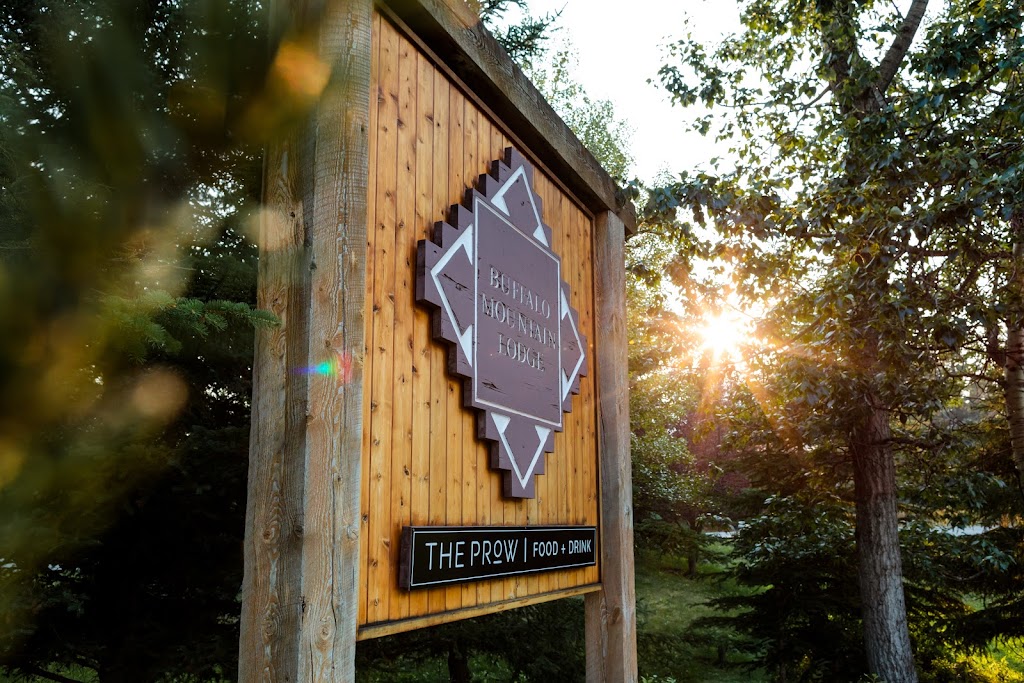 Buffalo Mountain Lodge | 700 Tunnel Mountain Rd, Banff, AB T1L 1B3, Canada | Phone: (800) 661-1367