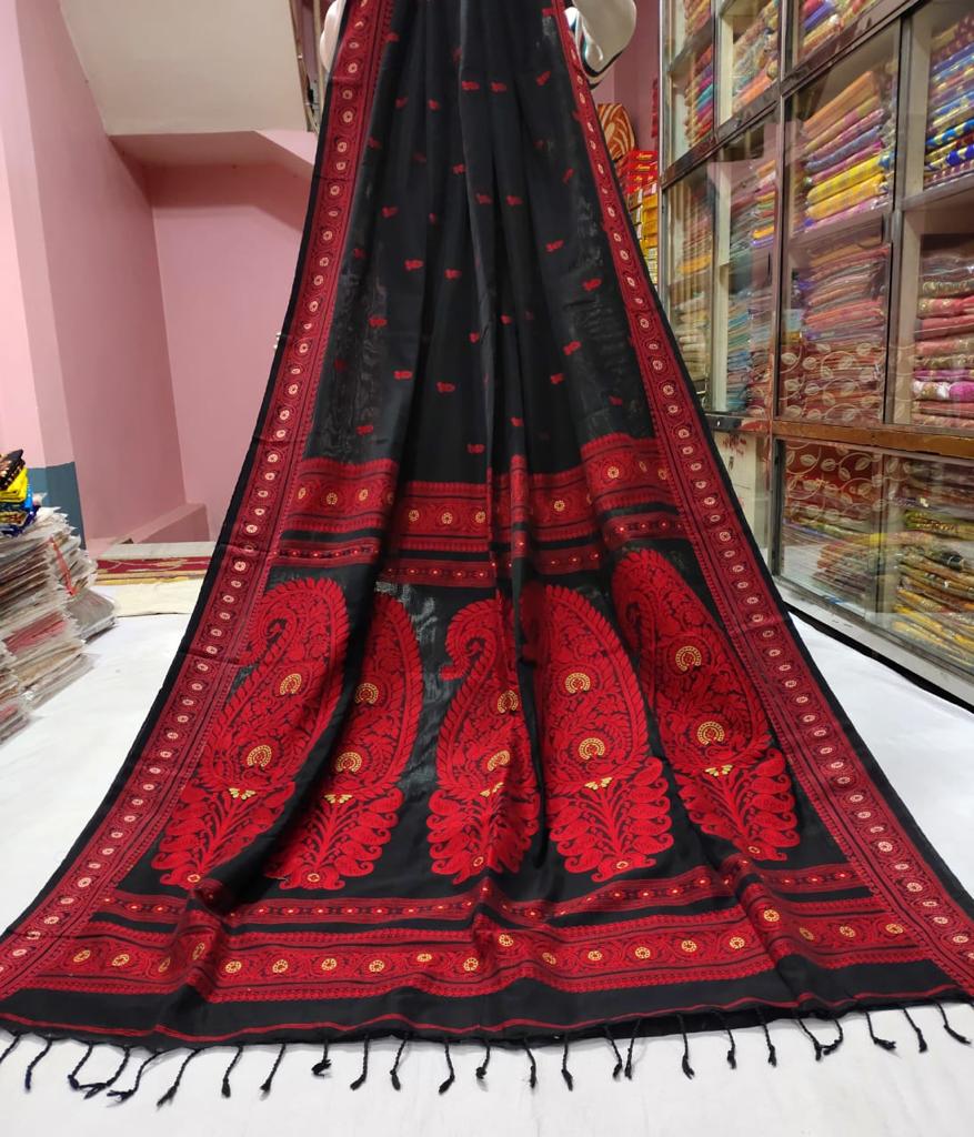 Juhi’s Ethnic Boutique | clothing store | 30 Malta Ave. Suite 409, Brampton, ON L6Y 4S5, Canada | 6475444963 OR +1 647-544-4963