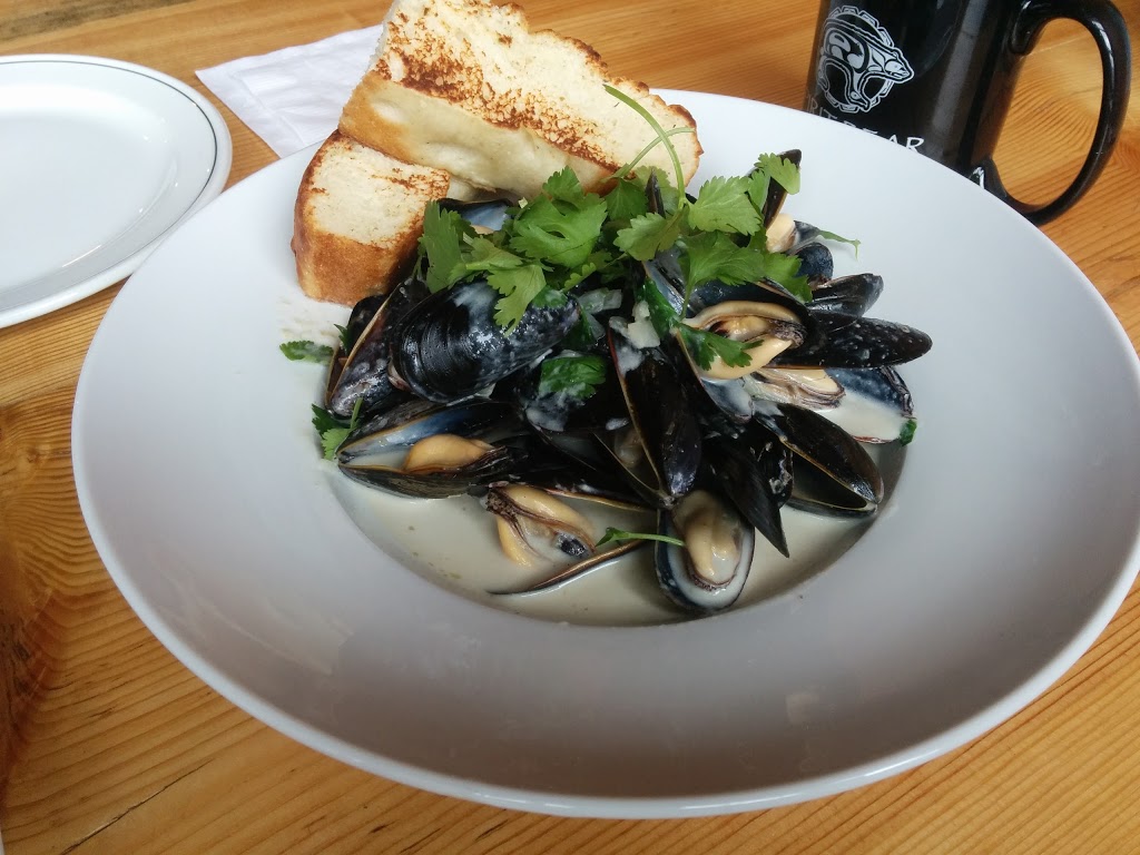 Beach Ave. Cafe & Tapas Bar | 5830 Beach Ave, Peachland, BC V0H 1X7, Canada | Phone: (778) 479-0999