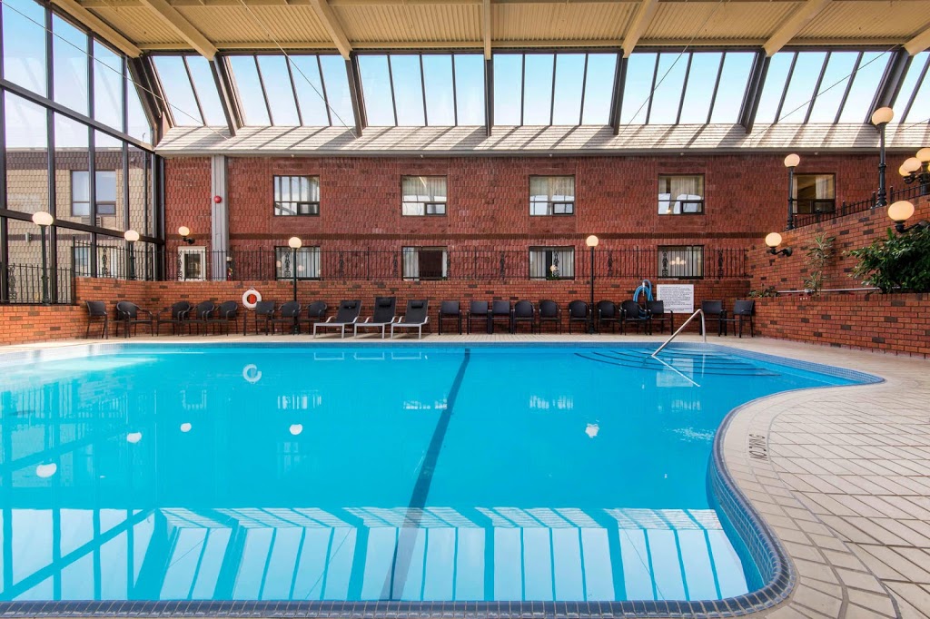 Quality Inn & Conference Centre | 924 King St, Midland, ON L4R 0B8, Canada | Phone: (705) 526-9307
