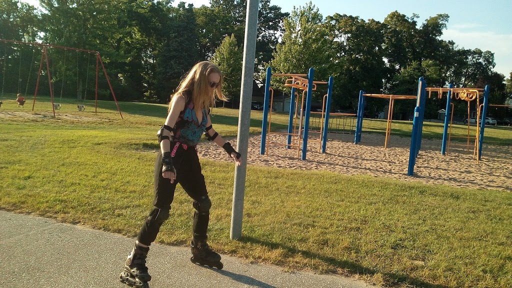 Baxter Park | 1582 Colborne Rd, Sarnia, ON N7V 2Y8, Canada