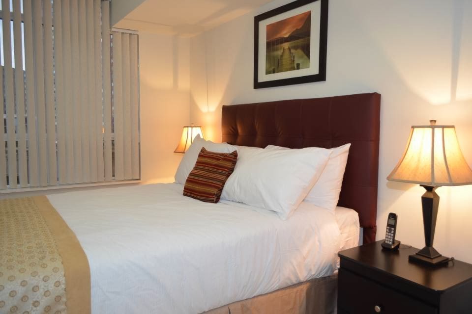Bombay Suites Canada | 6843 Simpson Pioneer Trail, Mississauga, ON L5W 1A9, Canada | Phone: (416) 414-5242