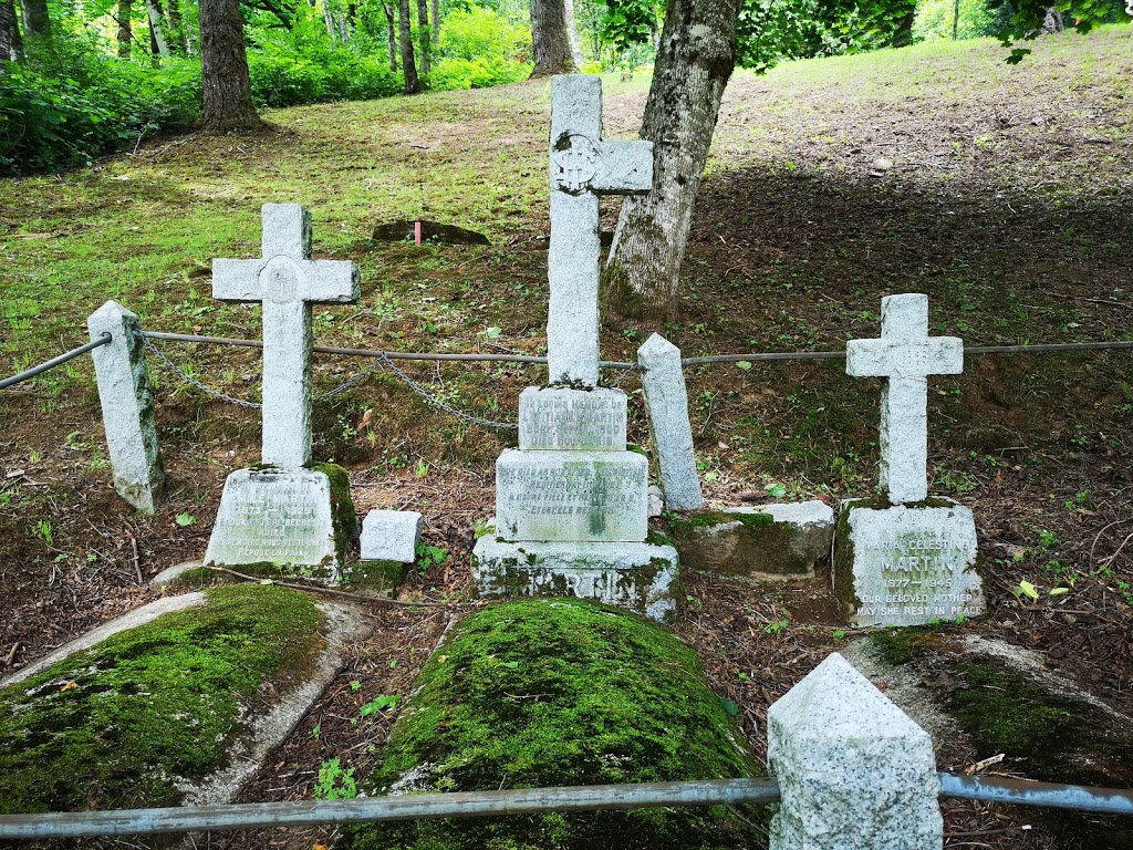 Kent Municipal Cemetery | 5989-5625 Limbert Rd, Agassiz, BC V0M 1A3, Canada | Phone: (604) 796-2235