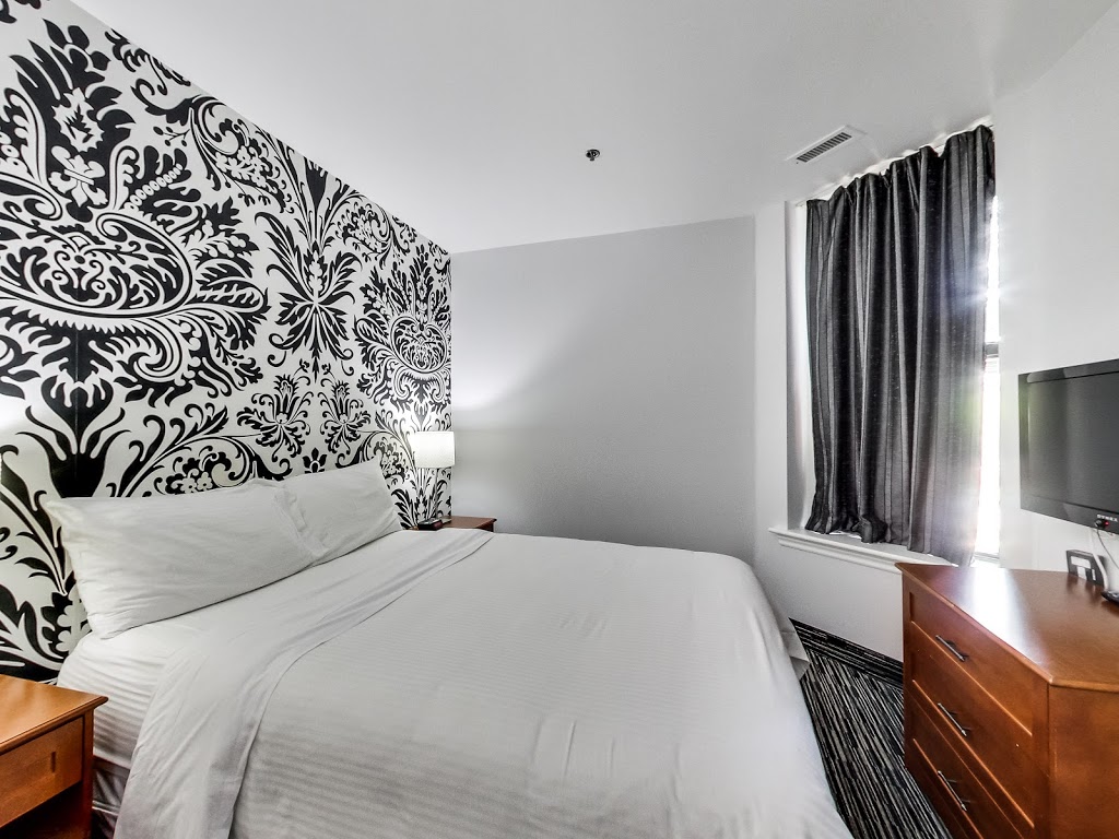 Isabella Hotel & Suites | 556 Sherbourne St, Toronto, ON M4X 1L4, Canada | Phone: (416) 922-2203