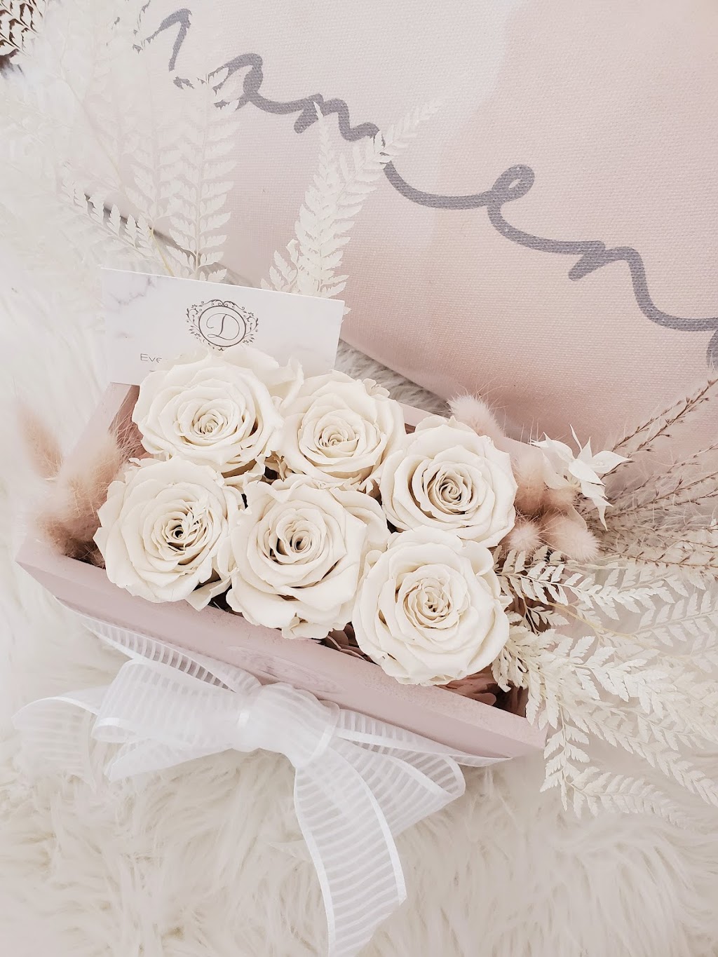 D Events Flowers Balloons | 508 Rue Lajeunesse, Laval, QC H7X 1R4, Canada | Phone: (514) 994-9677