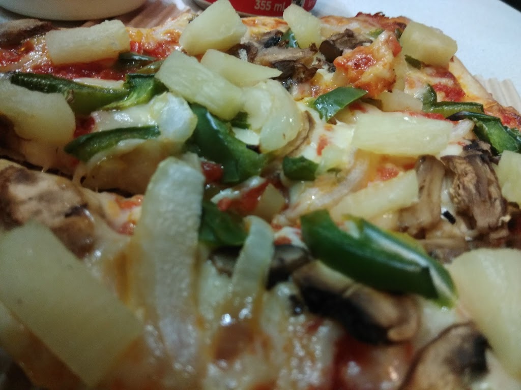 Pizza Nova | 2347 Finch Ave W, North York, ON M9M 2W8, Canada | Phone: (416) 439-0000
