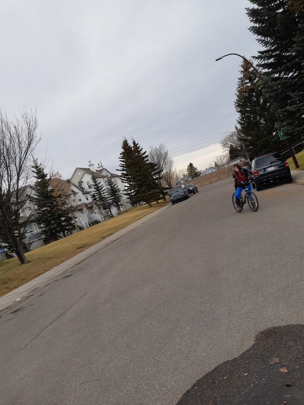 67 Playground | 6720, 3 Ave SE, Calgary, AB T2A, Canada