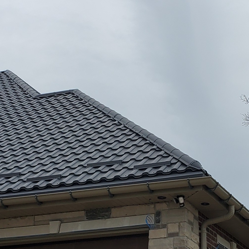 VG Reno Roofing | 311 The West Mall, Etobicoke, ON M9C 1C9, Canada | Phone: (647) 895-6693