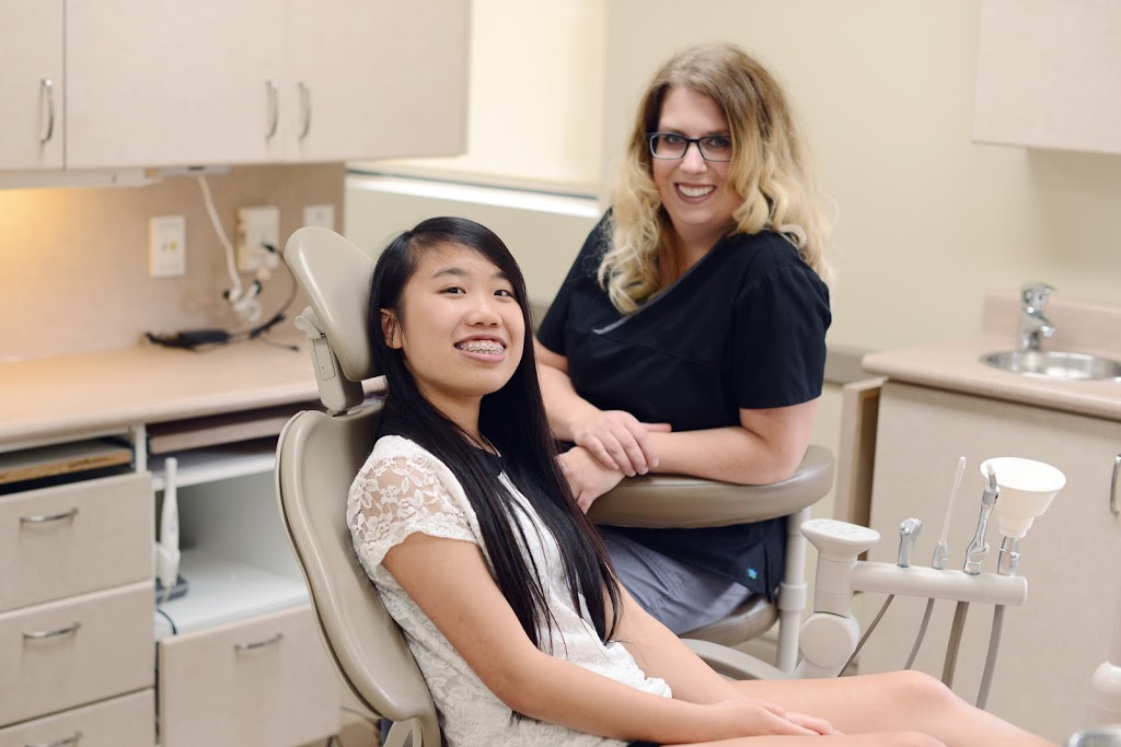 Brantford North Dental | 525 Park Rd N Suite 102, Brantford, ON N3R 7K8, Canada | Phone: (519) 759-0049