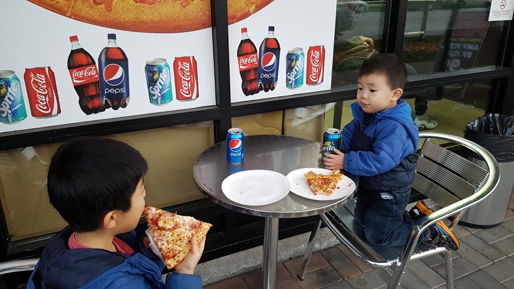 Queensboro Pizza | 1132 Ewen Ave, New Westminster, BC V3M 5E4, Canada | Phone: (604) 515-9696