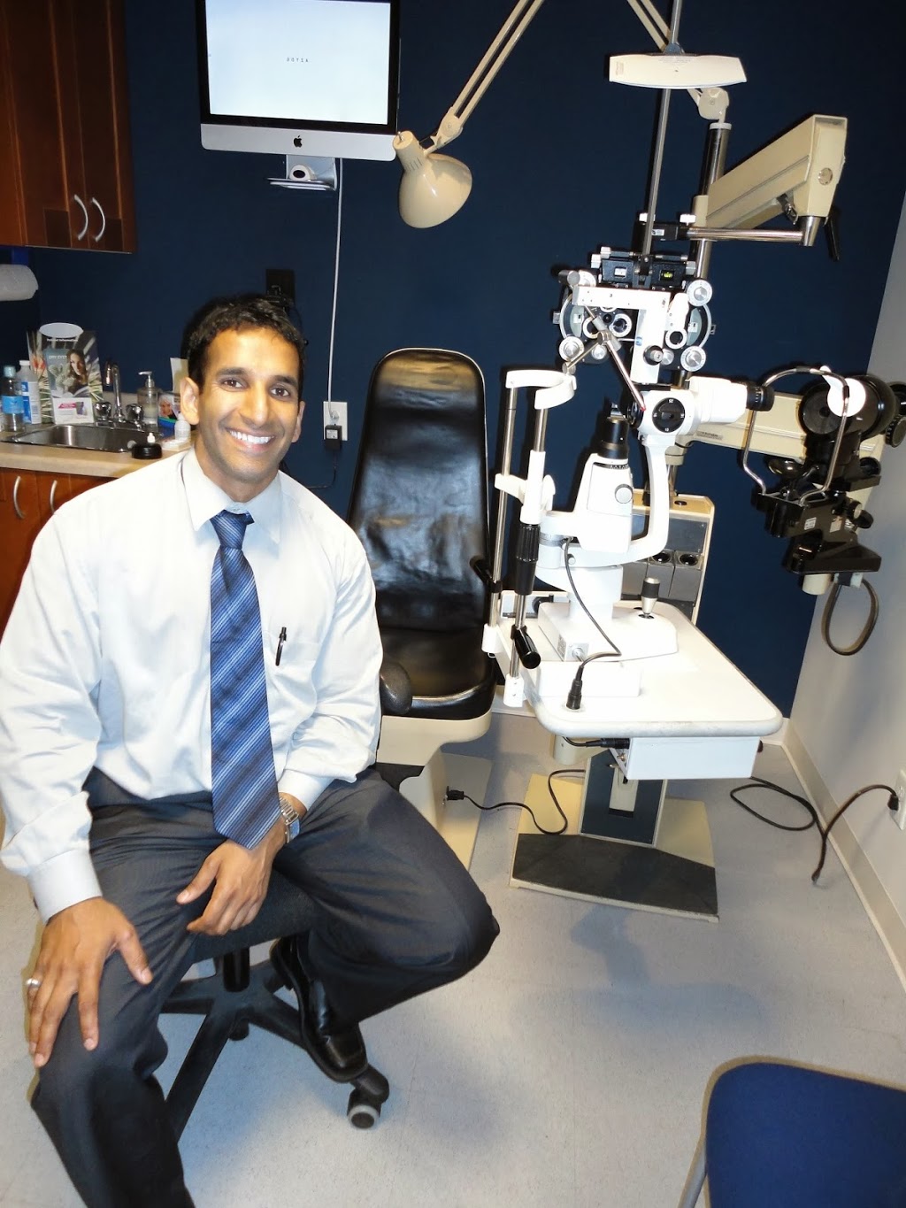 Great Lakes Optometry | 3420 Rebecca St, Oakville, ON L6L 6W2, Canada | Phone: (905) 465-3001