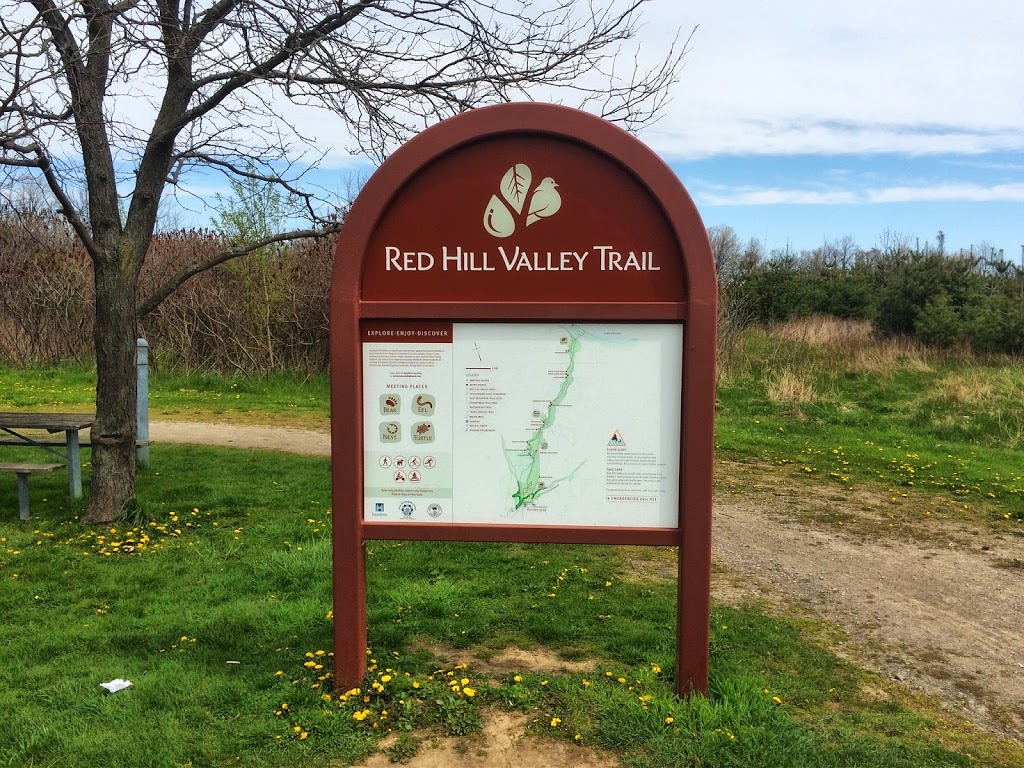 Red Hill Trail - south parking lot | 169 Mud St, Hamilton, ON L8K, Canada