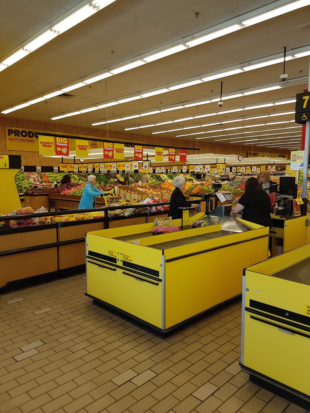 Michaels No Frills | 2400 Guelph Line, Burlington, ON L7P 4M7, Canada | Phone: (866) 987-6453