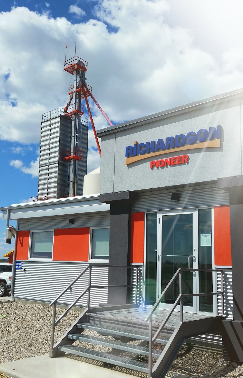 Richardson Pioneer Wheatland | 242062, Range Rd 264, Lyalta, AB T1P 0R9, Canada | Phone: (403) 934-2885