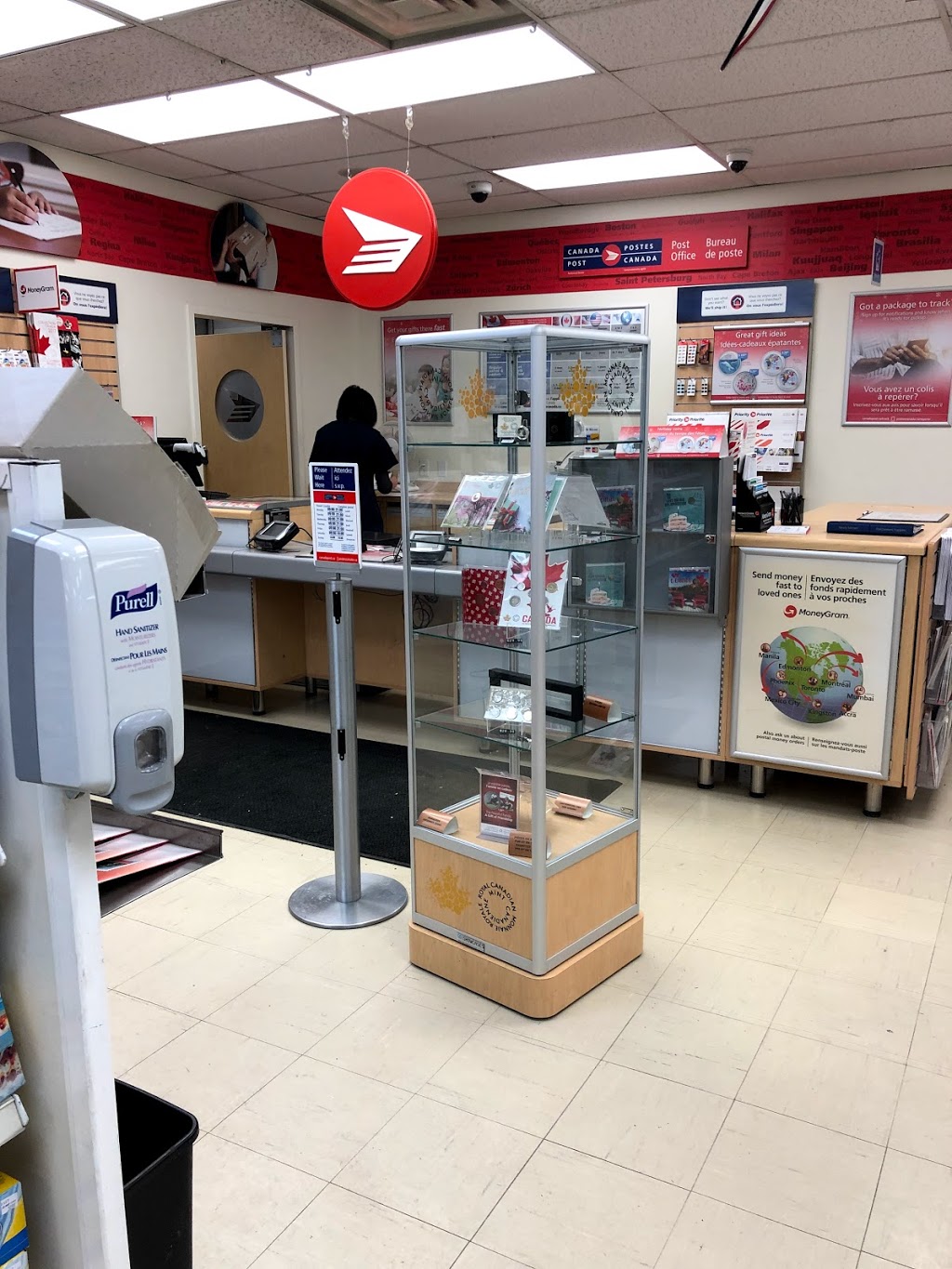 Clareview Drug Mart | 14061 Victoria Trail NW, Edmonton, AB T5Y 2B6, Canada | Phone: (780) 473-0832