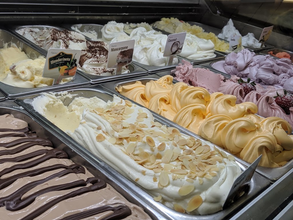 Rustic Bakery | 318 Rustic Rd, North York, ON M6L 1W5, Canada | Phone: (416) 245-1919