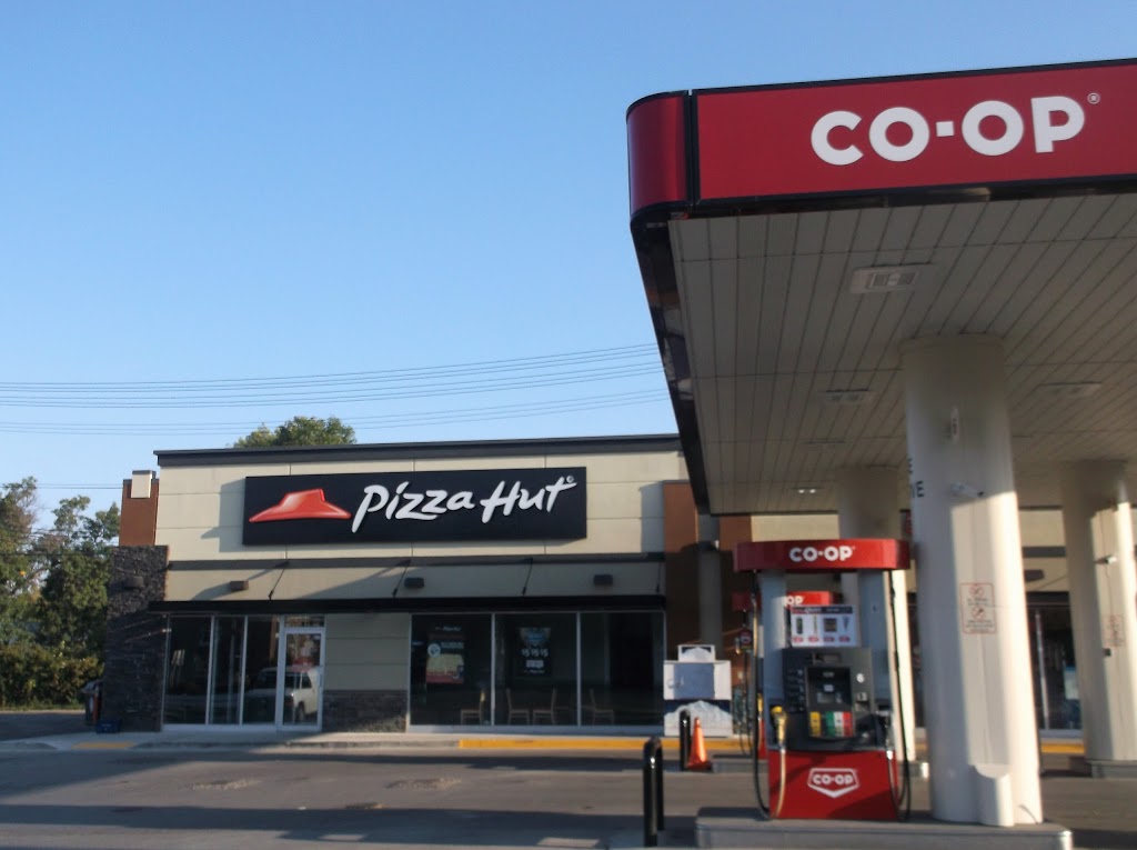 Pizza Hut | 1925 Portage Ave, Winnipeg, MB R3J 0J5, Canada | Phone: (204) 953-4154