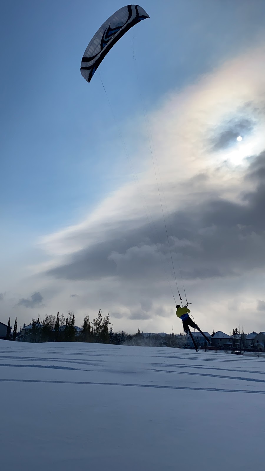 Kite Alberta | 1451 A Palliser Trail #406, Canmore, AB T3H 5K7, Canada | Phone: (403) 437-0995