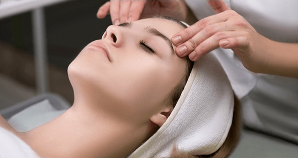 The Threading Place | 38 Hurdis Way, Carleton Place, ON K7C 0L3, Canada | Phone: (613) 879-5058